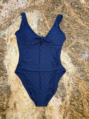 NWOT Lands' End Deep Navy Textured One-Piece Swimsuit with Front Tie